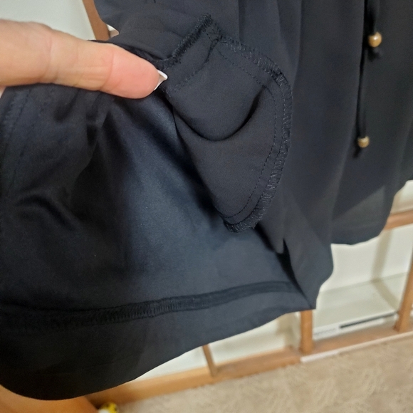 Daniel Rainn Black Sleeveless Lightweight Drawstring Romper, size S - Picture 8 of 9